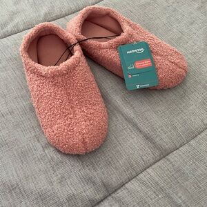 Women's Pink Memory Foam Slippers